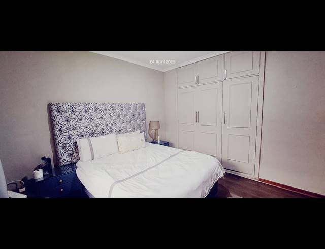 5 BEDROOM FREESTANDING FOR SALE IN FERNCLIFFE
